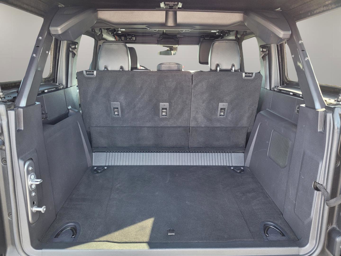 Used 2022 Ford Bronco Wildtrak image 25