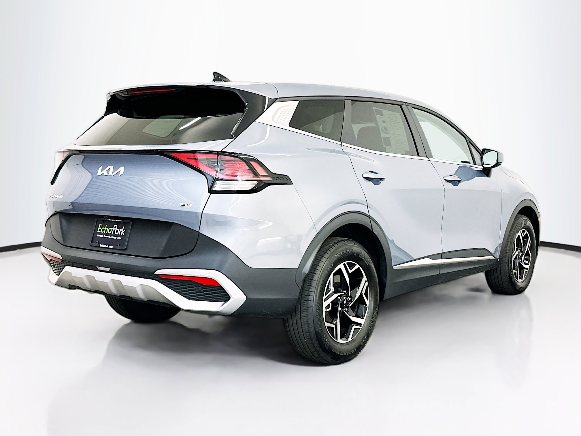 Used 2025 Kia Sportage LX AWD/4WD image 9