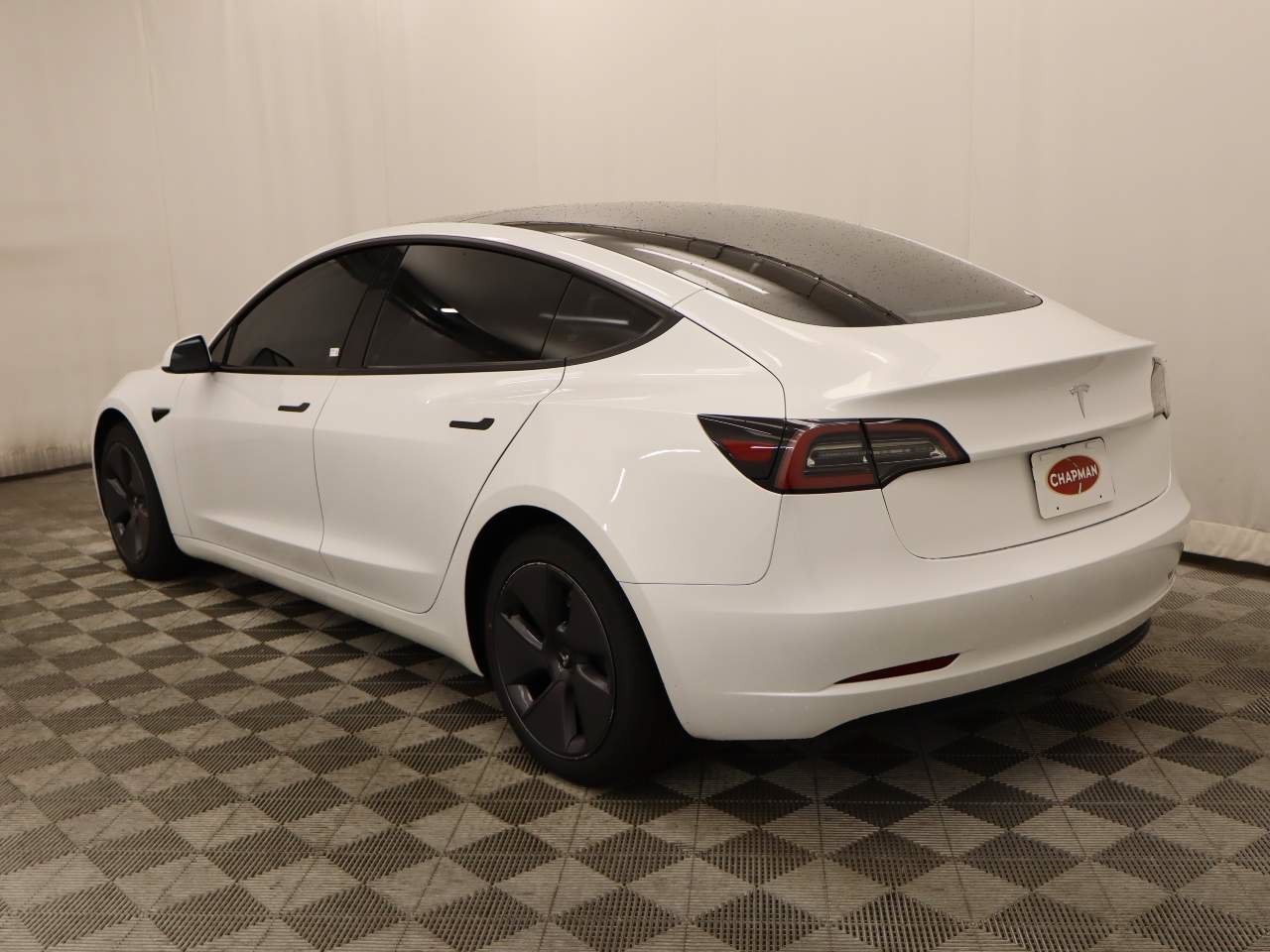 Used 2023 Tesla Model 3 Standard Range RWD image 3