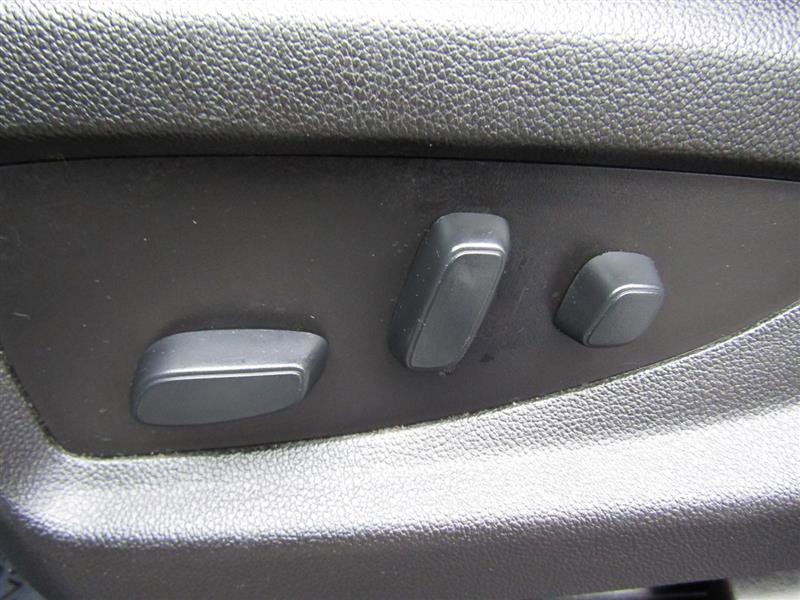 Used 2019 Chevrolet Tahoe LS image 13