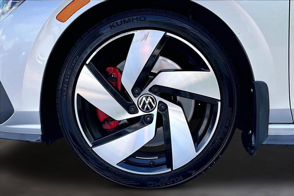 Used 2022 Volkswagen GTI S FWD image 9