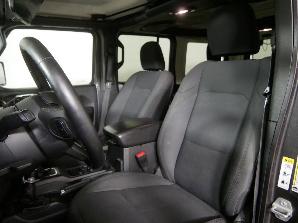 Used 2018 Jeep Wrangler Unlimited Sport S image 10