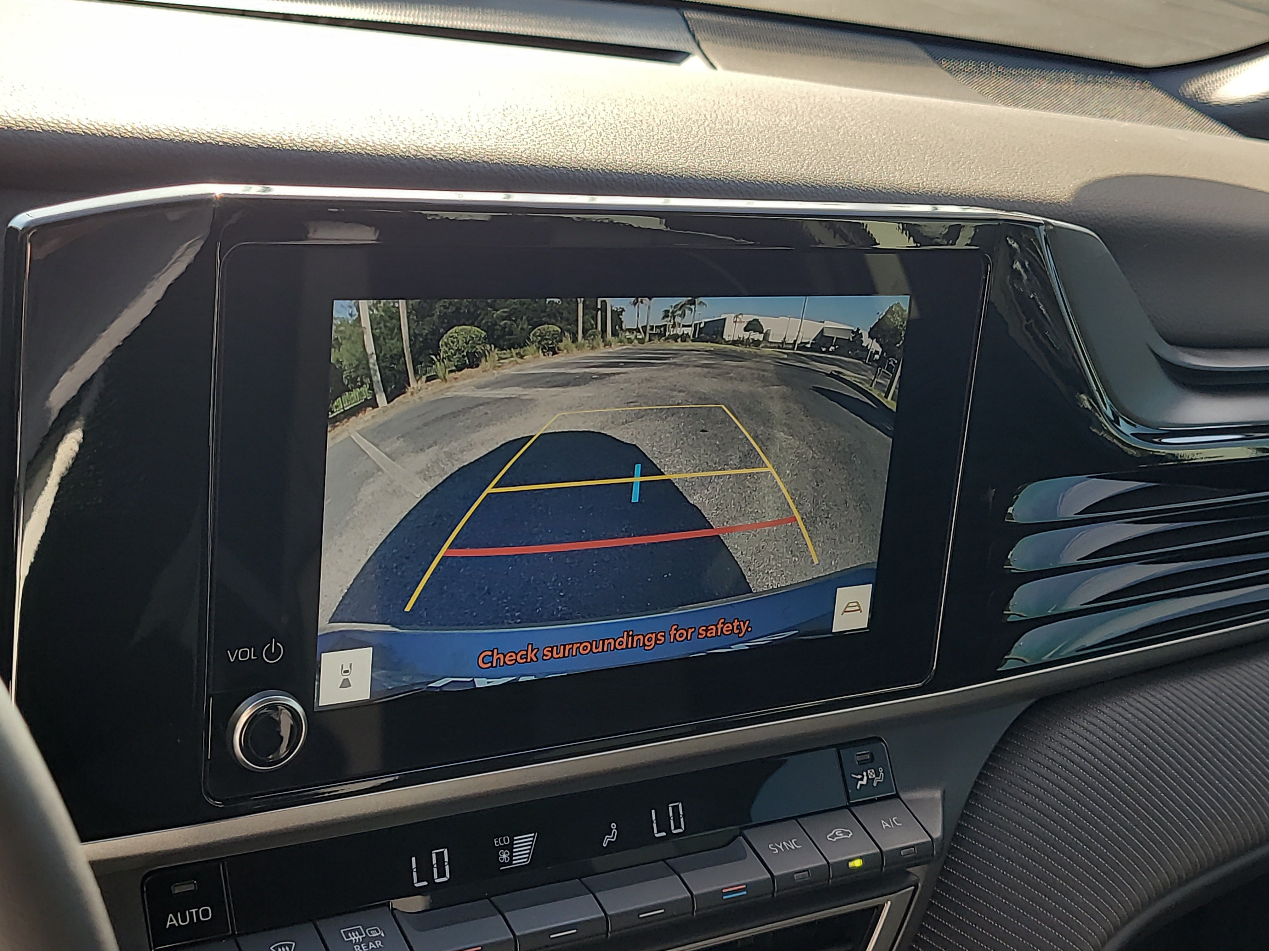 Certified 2025 Toyota Camry SE FWD image 22