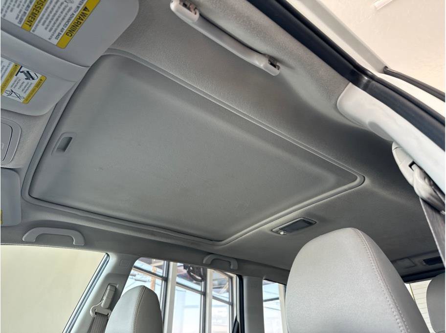 Used 2011 Subaru Forester 2.5X Premium image 21