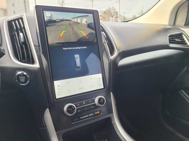 Used 2022 Ford Edge SE w/ Black Appearance Package image 29