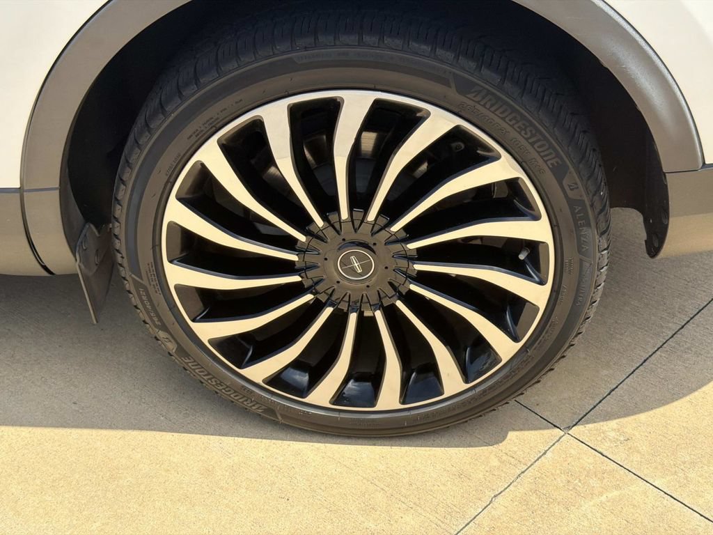 Certified 2020 Lincoln Nautilus Black Label w/ Cargo Utility Package AWD/4WD image 5