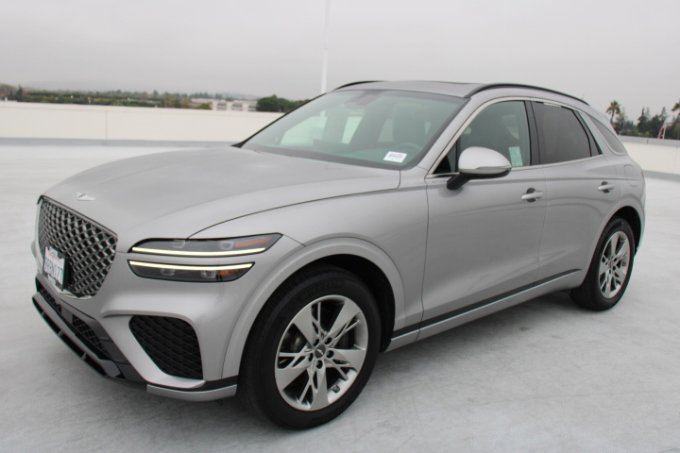Used 2022 Genesis GV70 3.5T Sport image 6