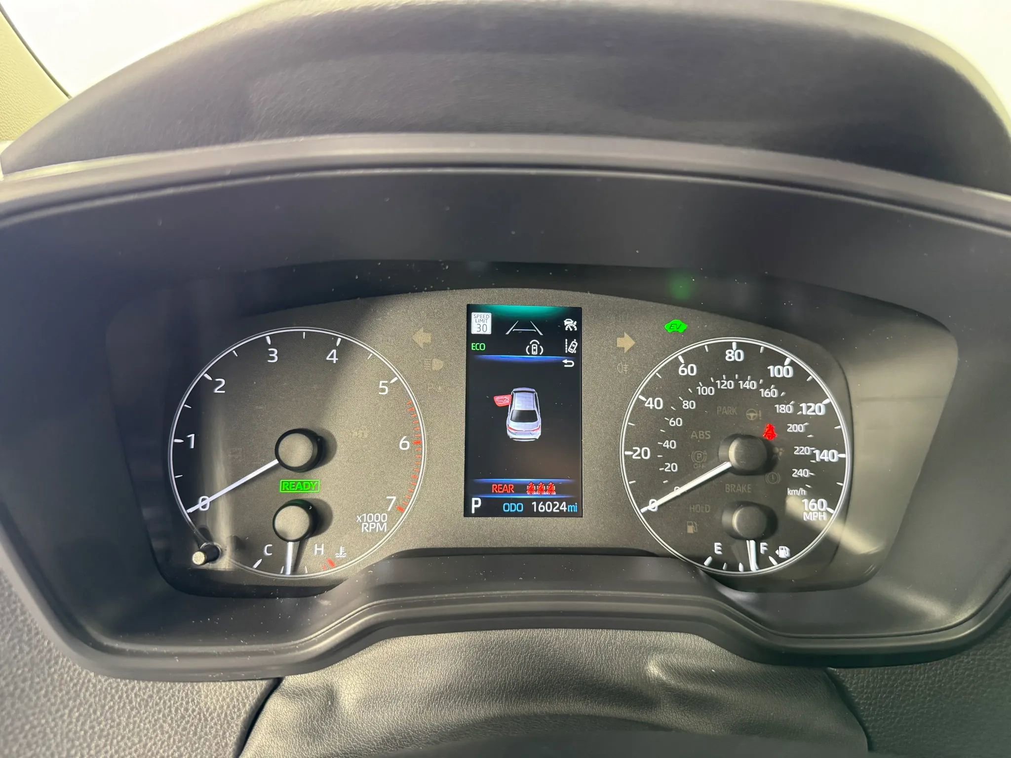 Used 2025 Toyota Corolla LE FWD image 14