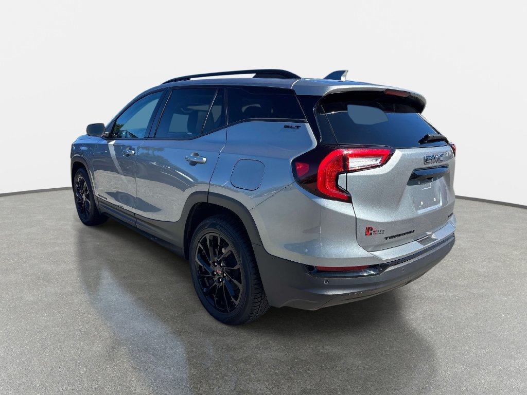 Used 2023 GMC Terrain SLT w/ Infotainment Package II AWD/4WD image 6