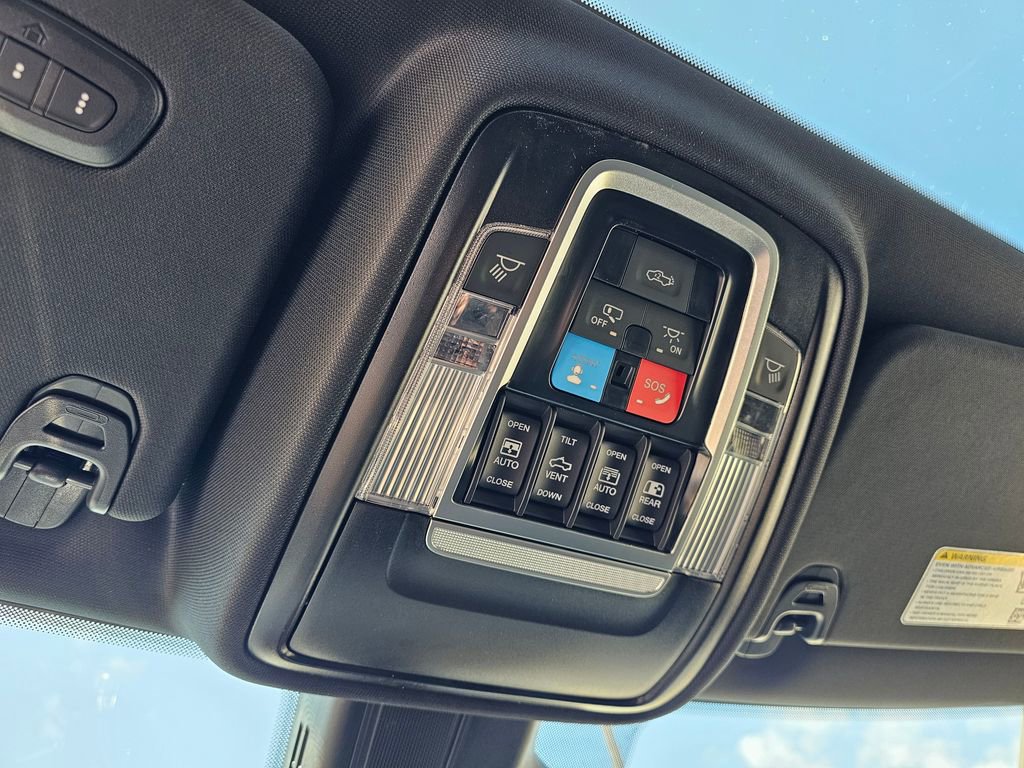 New 2026 RAM 1500 Laramie AWD/4WD image 35
