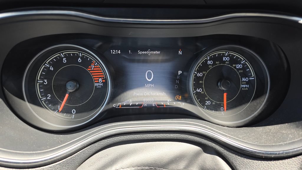 Used 2019 Jeep Cherokee Limited AWD/4WD image 17