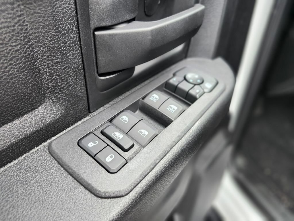 New 2026 RAM 2500 Tradesman AWD/4WD image 17