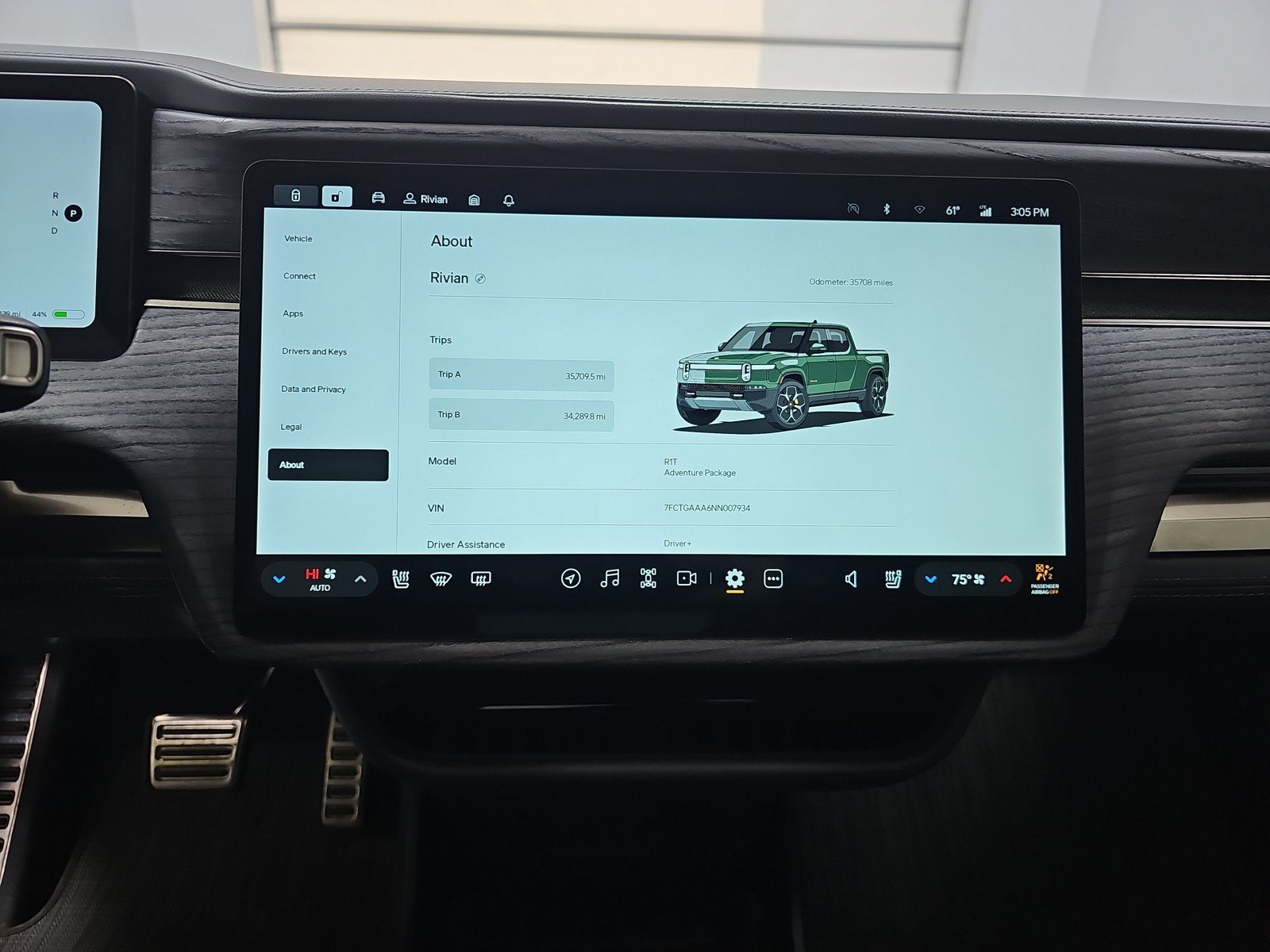 Used 2022 Rivian R1T Adventure AWD/4WD image 27