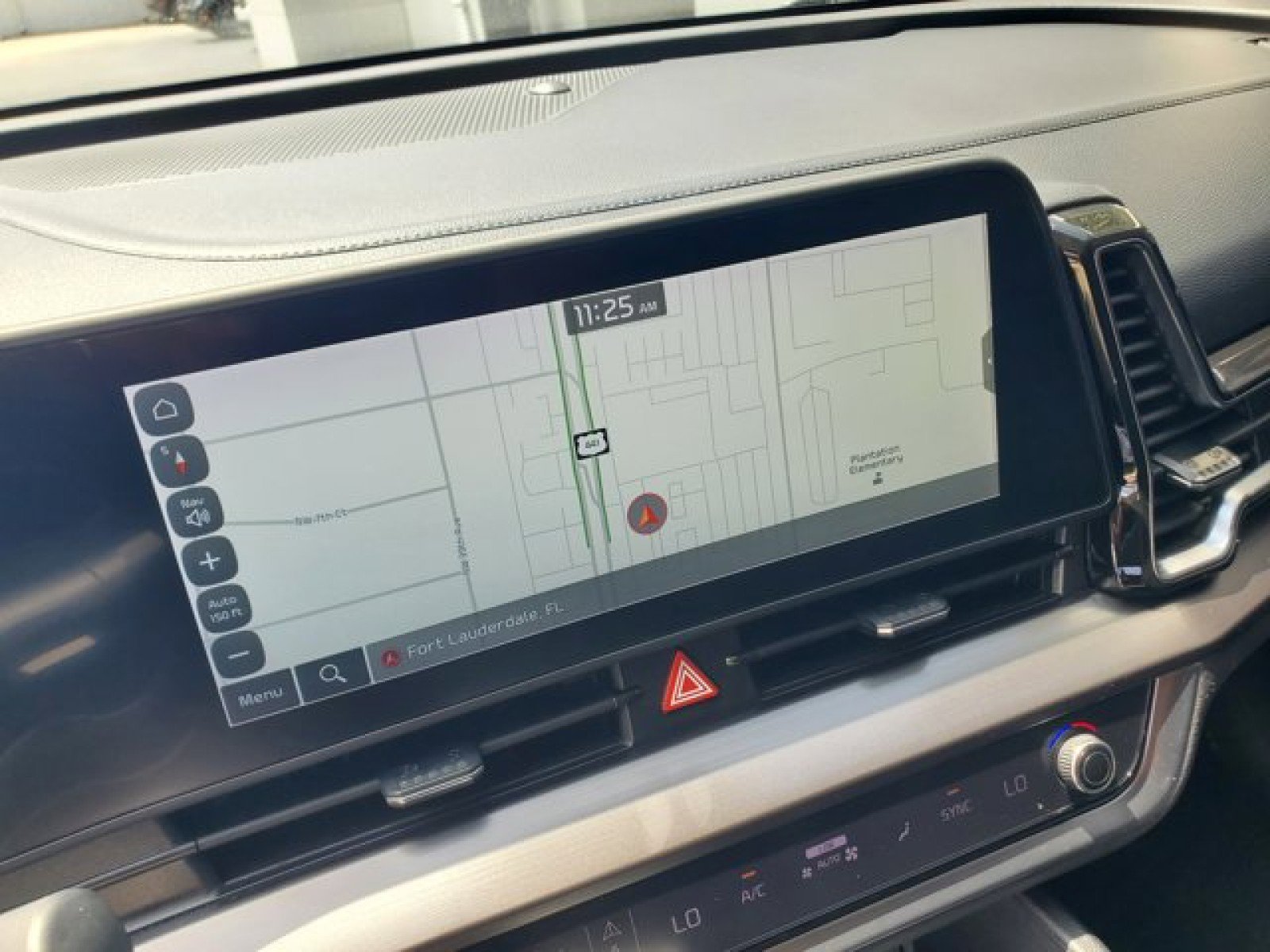 Used 2024 Kia Sportage EX image 22