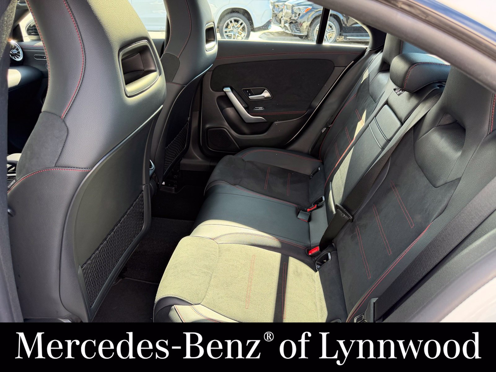 Used 2023 Mercedes-Benz CLA 250 4MATIC image 16
