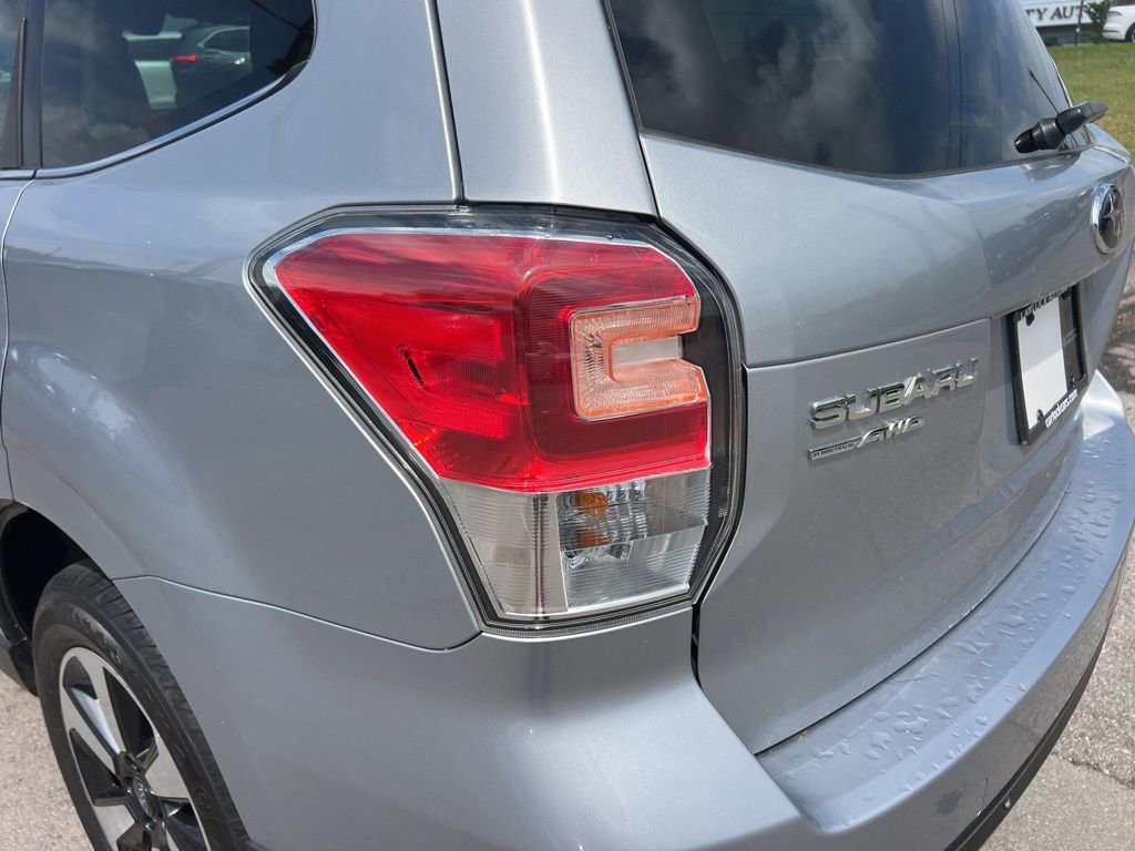 Used 2018 Subaru Forester 2.5i Limited image 13