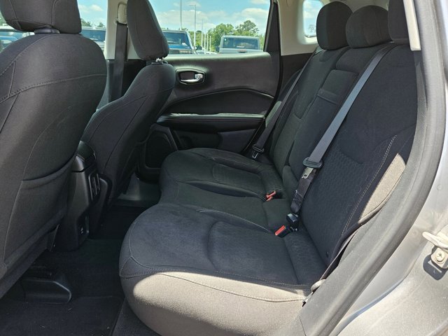 Used 2020 Jeep Compass Sport w/ Tech Group FWD image 13