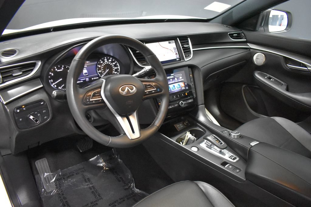 Used 2025 INFINITI QX55 Essential AWD/4WD image 4