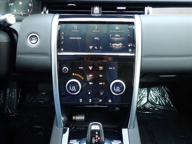 Used 2022 Land Rover Discovery Sport SE AWD/4WD image 18