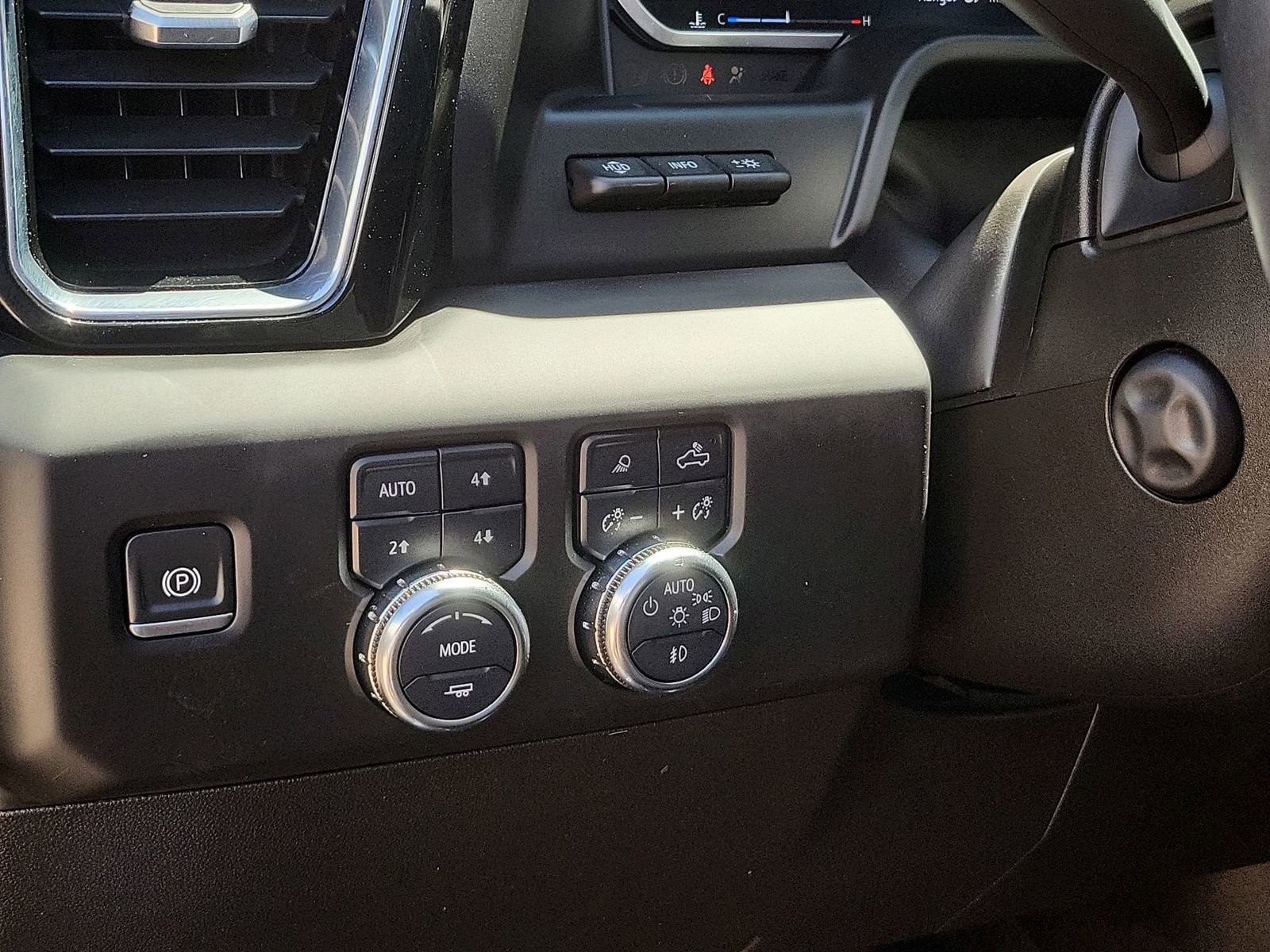 Certified 2024 GMC Sierra 1500 Denali image 18
