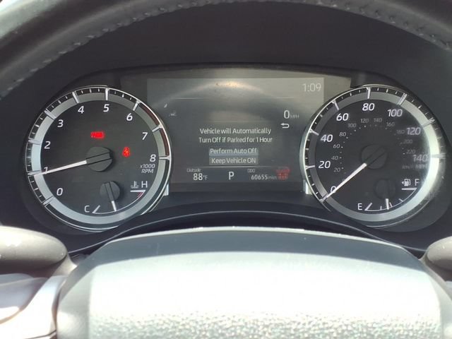 Certified 2024 Toyota Highlander XLE FWD image 17