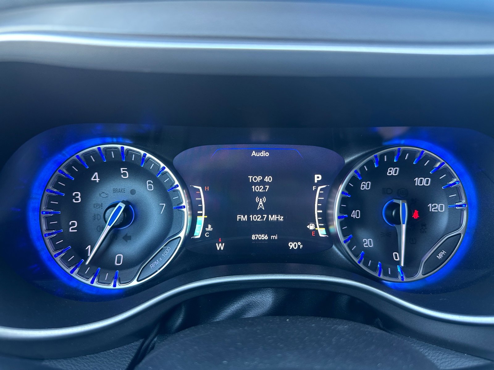 Used 2022 Chrysler Pacifica Touring-L FWD image 21