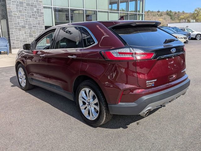 Used 2019 Ford Edge Titanium w/ Cold Weather Package FWD image 4