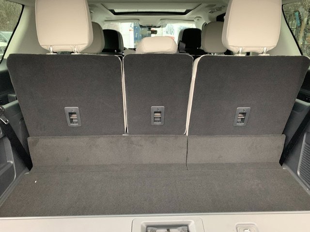 New 2026 Lincoln Navigator Reserve w/ Jet Appearance Package AWD/4WD image 12