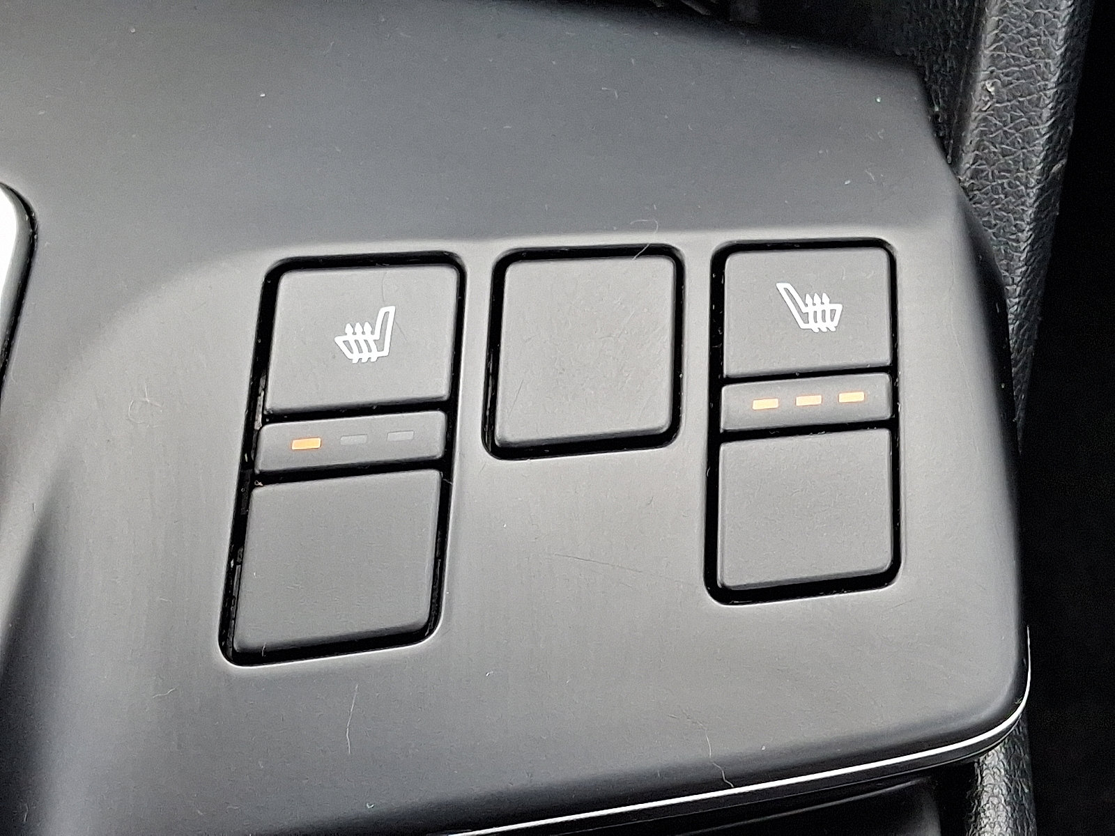 Used 2023 Kia Sportage LX image 25