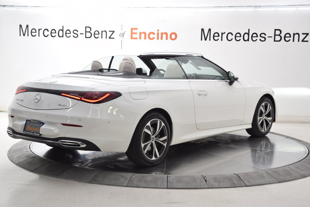 New 2027 Mercedes-Benz CLE 300 4MATIC Cabriolet image 6