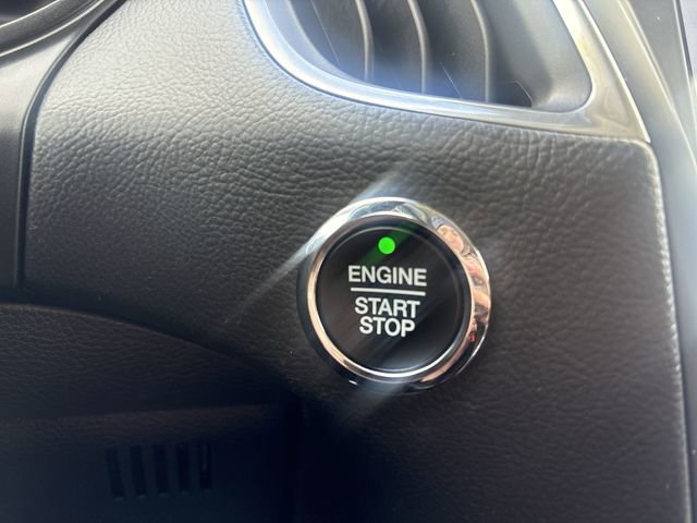 Used 2023 Ford Edge Titanium image 17