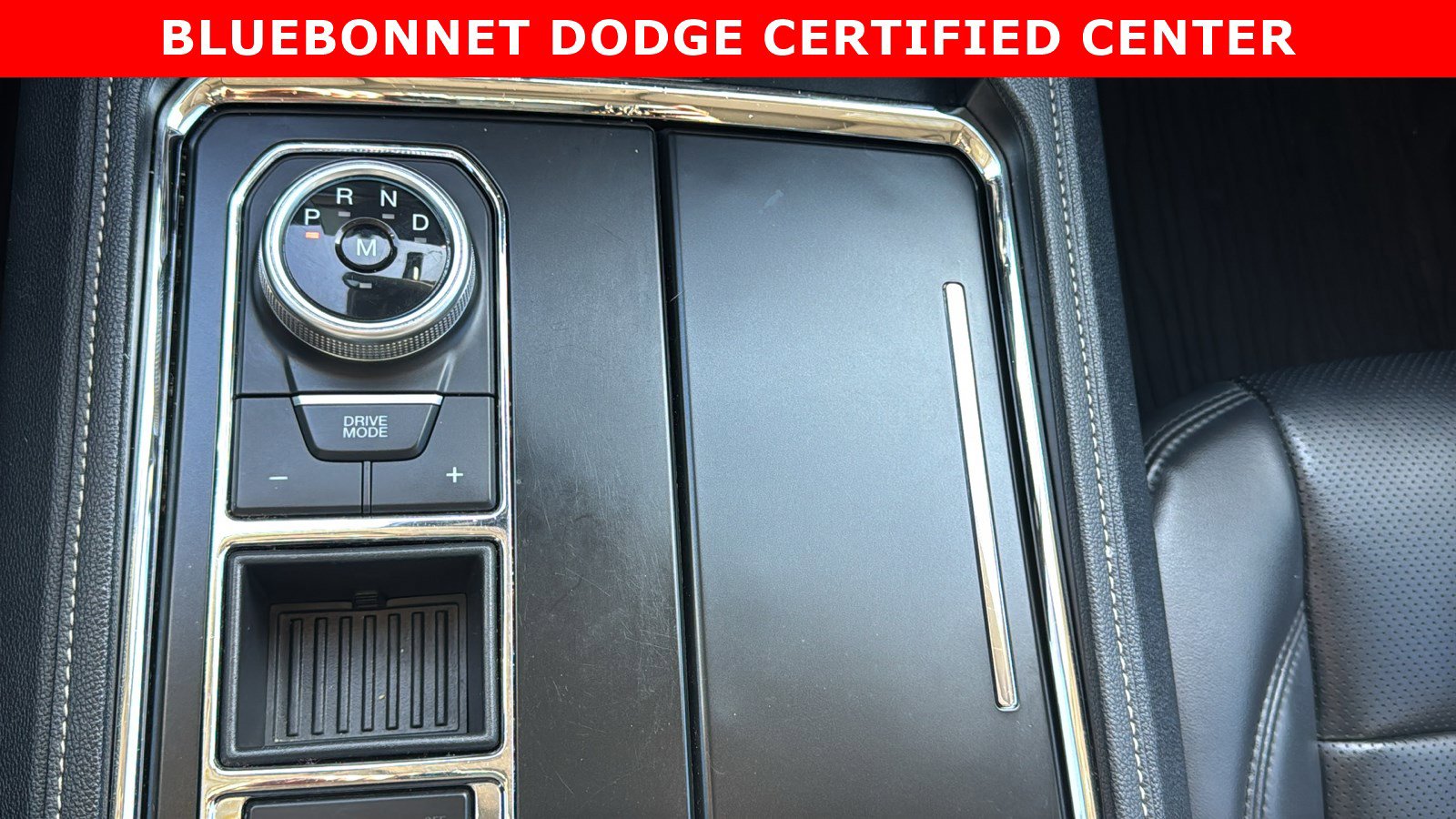 Used 2023 Ford Expedition XLT image 22