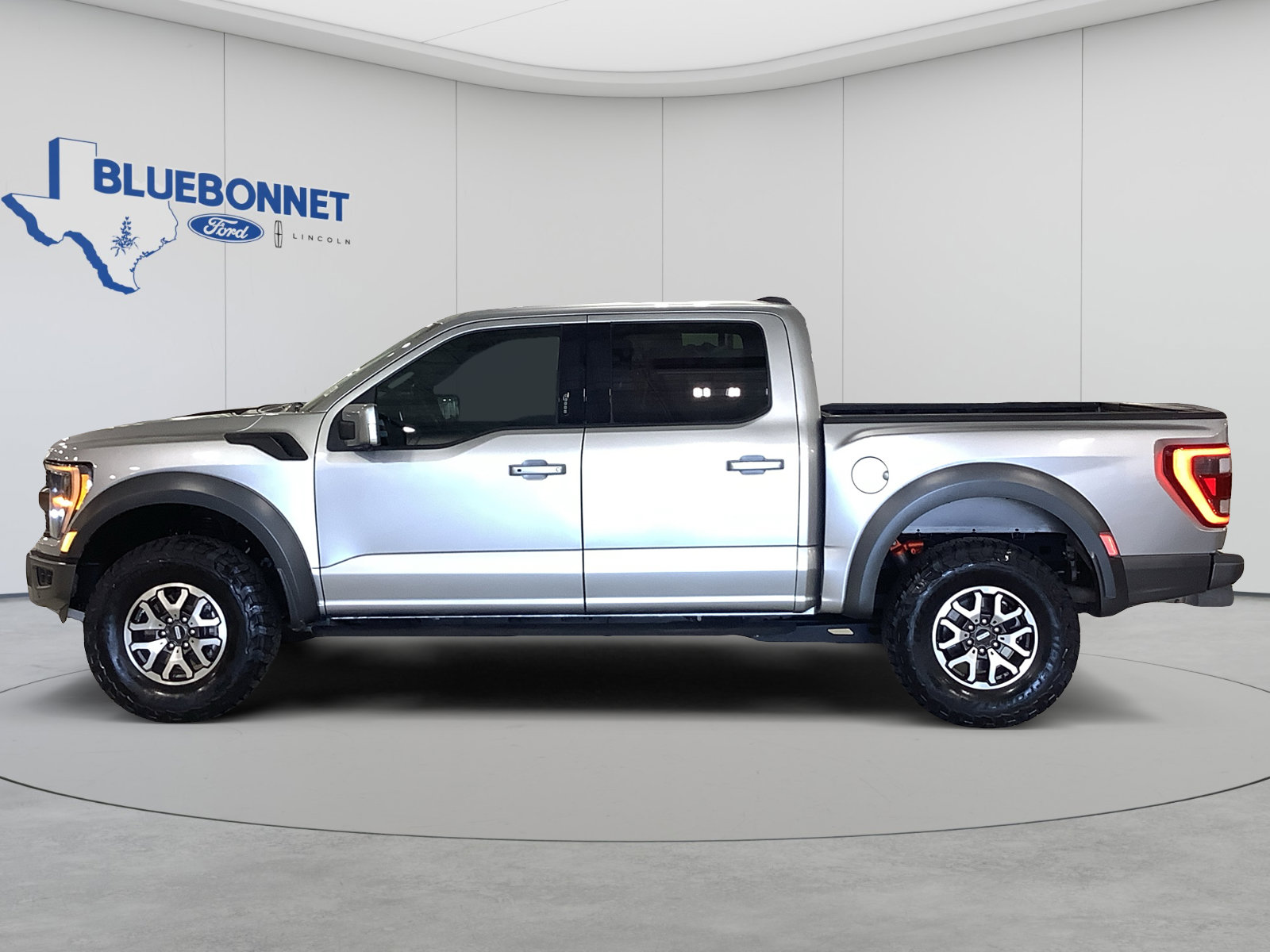 Used 2022 Ford F150 Raptor w/ Equipment Group 801A High AWD/4WD image 8