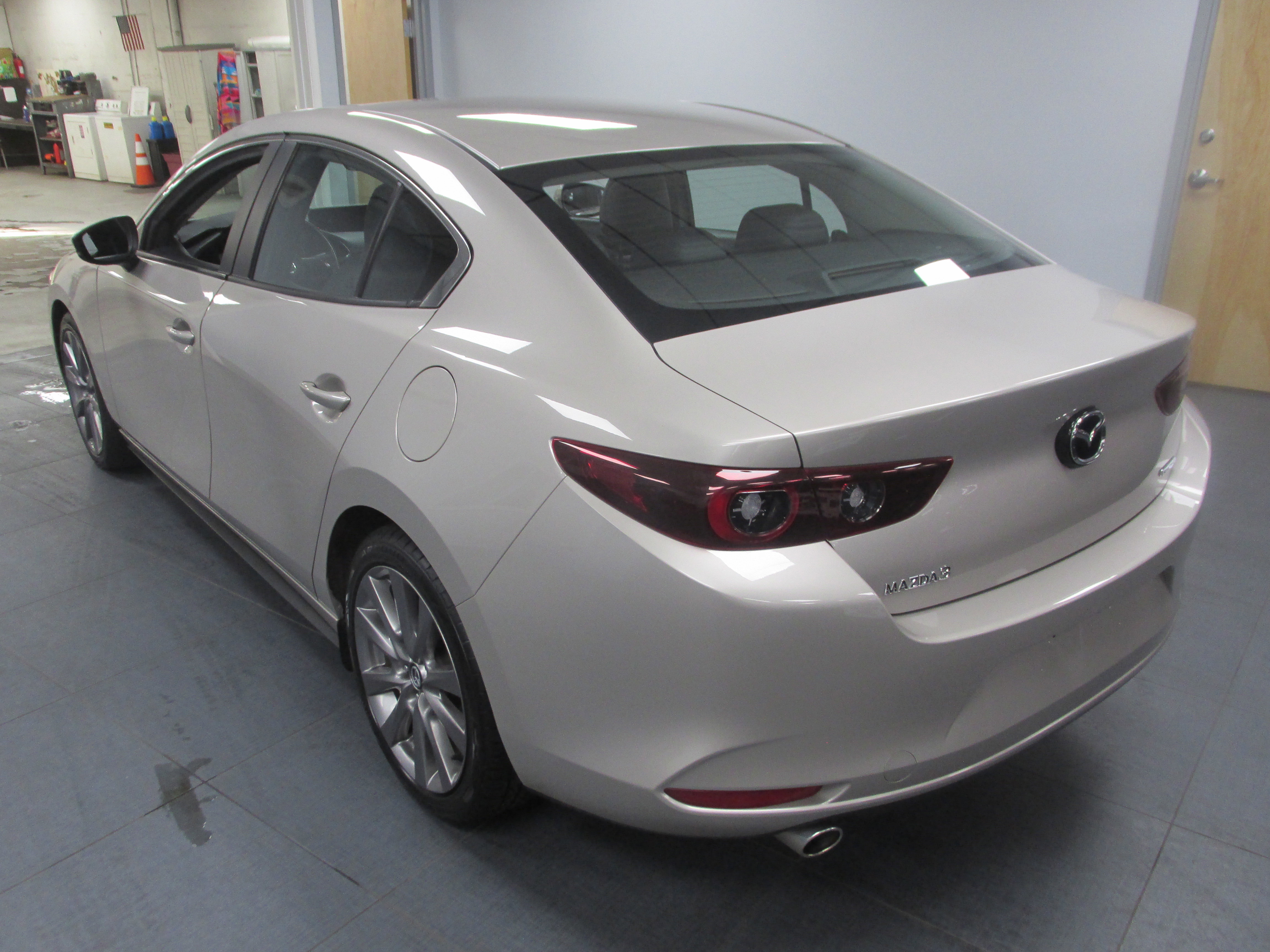 Used 2024 MAZDA MAZDA3 s FWD image 7