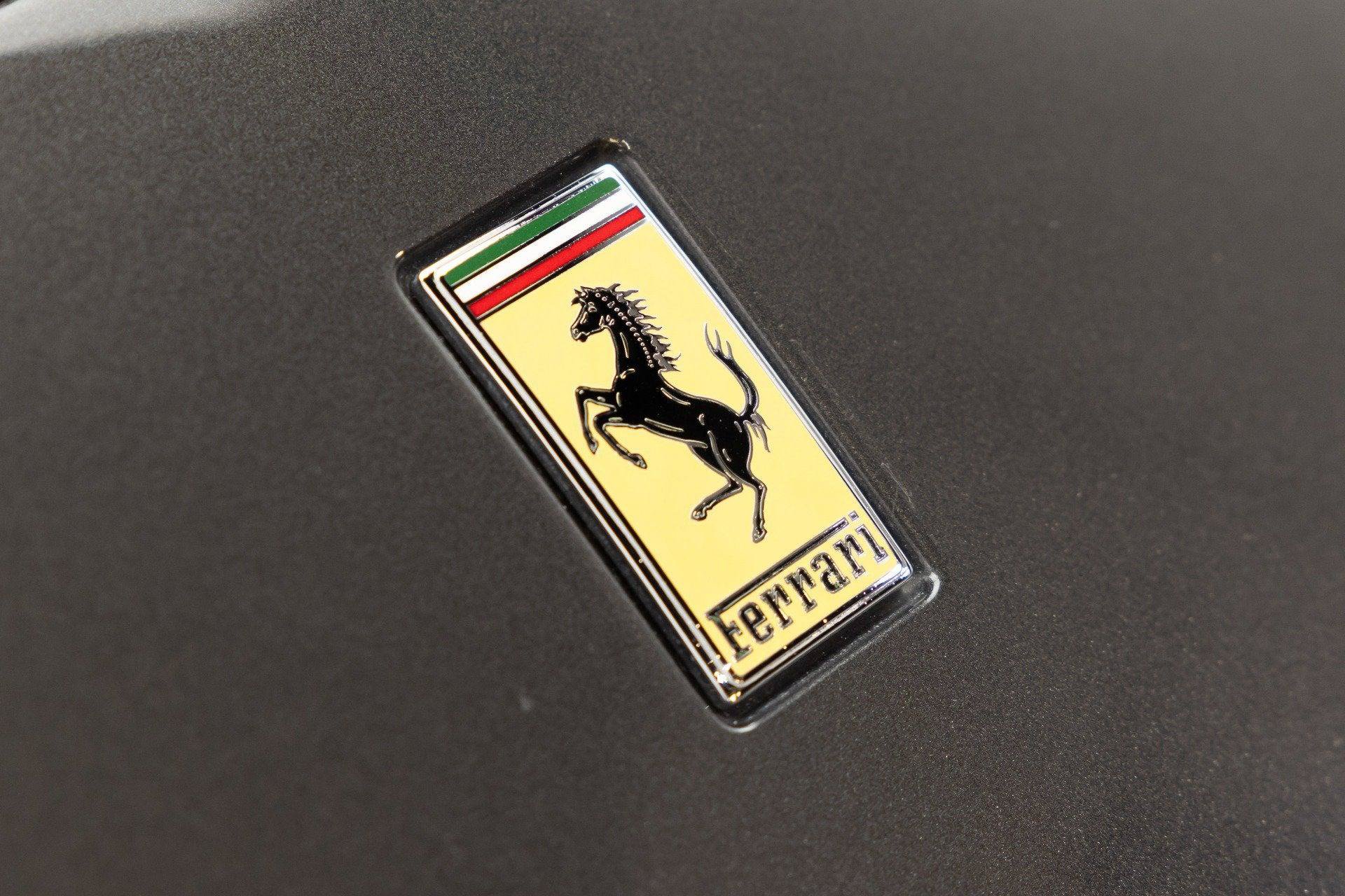 Used 2019 Ferrari Portofino RWD image 26