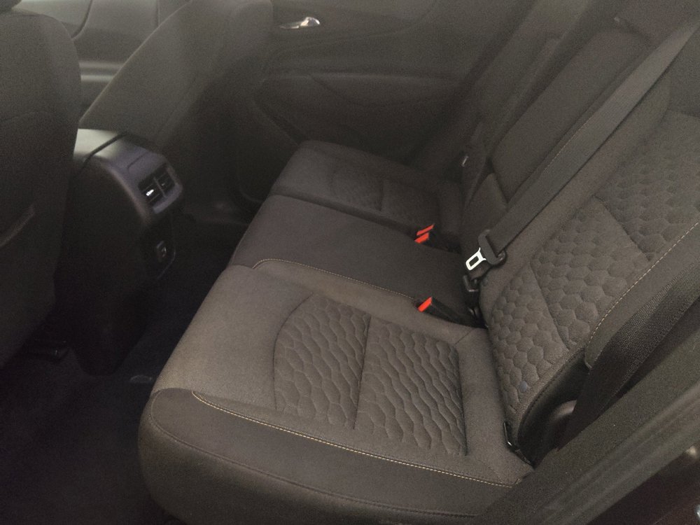 Used 2020 Chevrolet Equinox LT image 18