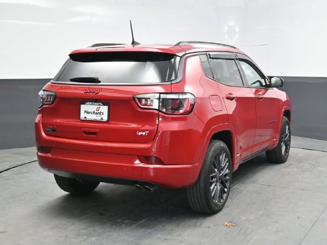Used 2022 Jeep Compass Limited AWD/4WD image 7