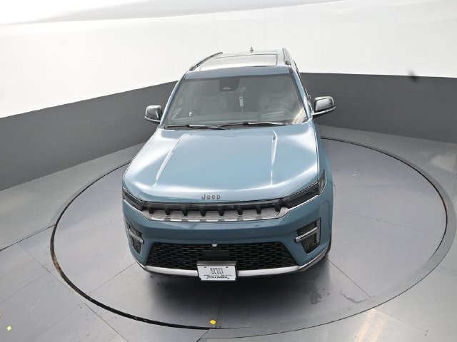 New 2026 Jeep Grand Wagoneer Limited AWD/4WD image 11