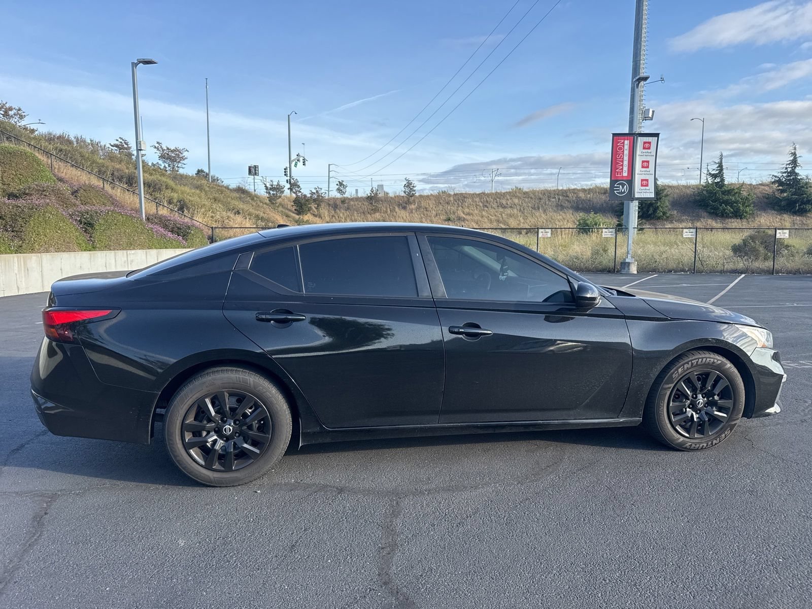 Used 2020 Nissan Altima 2.5 S FWD image 8
