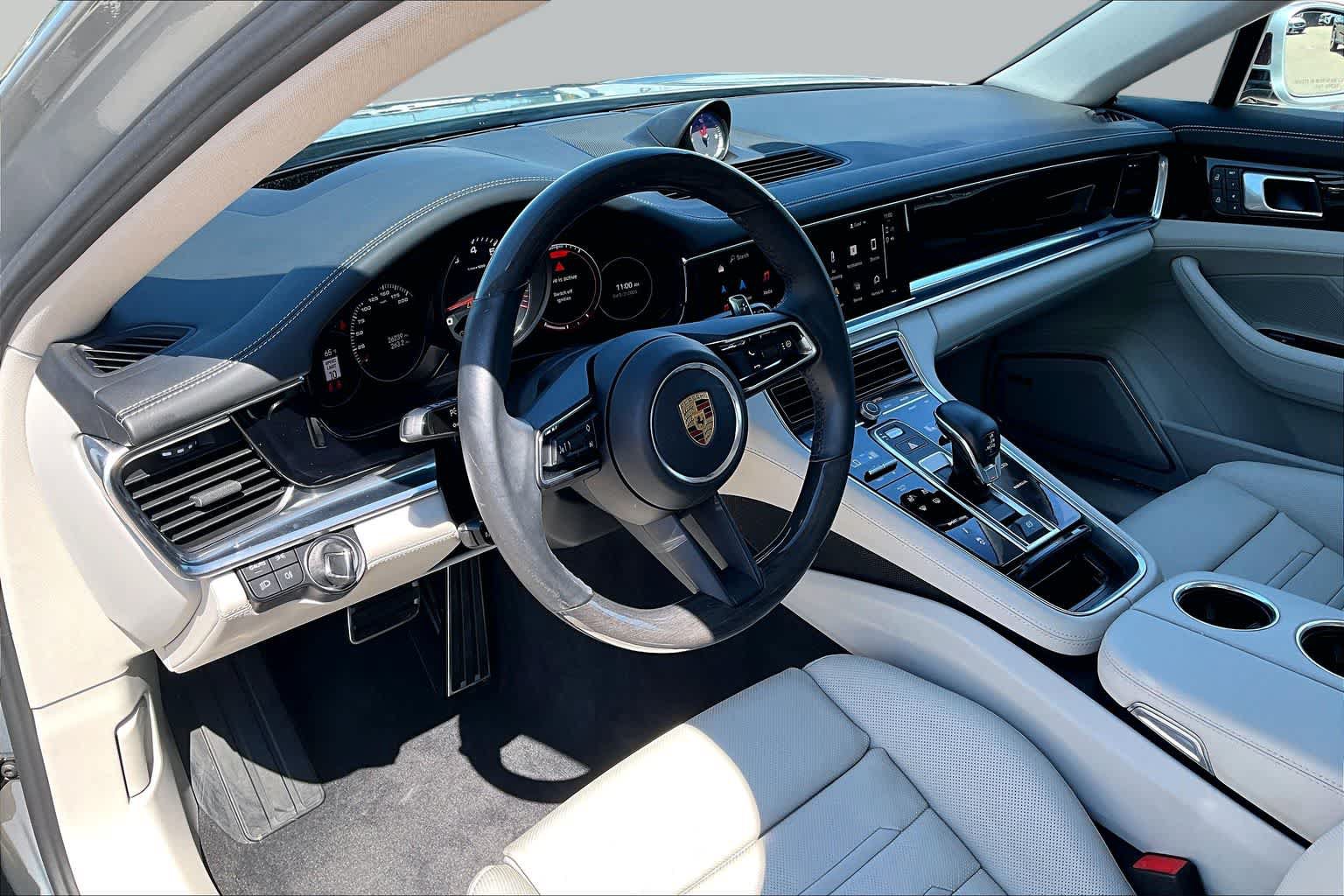 Used 2022 Porsche Panamera 4S AWD/4WD image 16