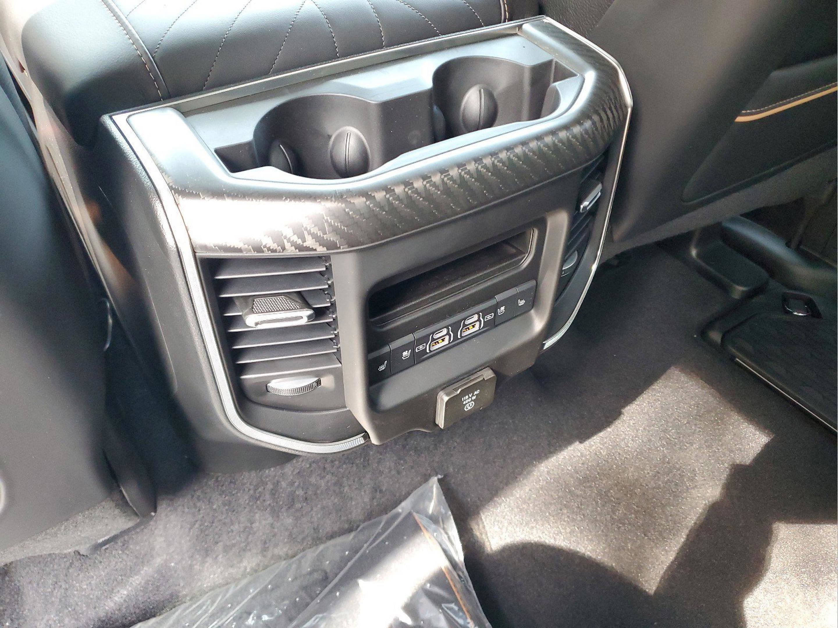 New 2026 RAM 1500 Tungsten w/ Trailer Tow Group image 12