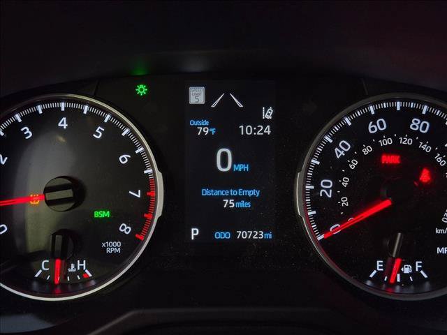 Used 2019 Toyota RAV4 XLE Premium w/ Cold Weather Package FWD image 16