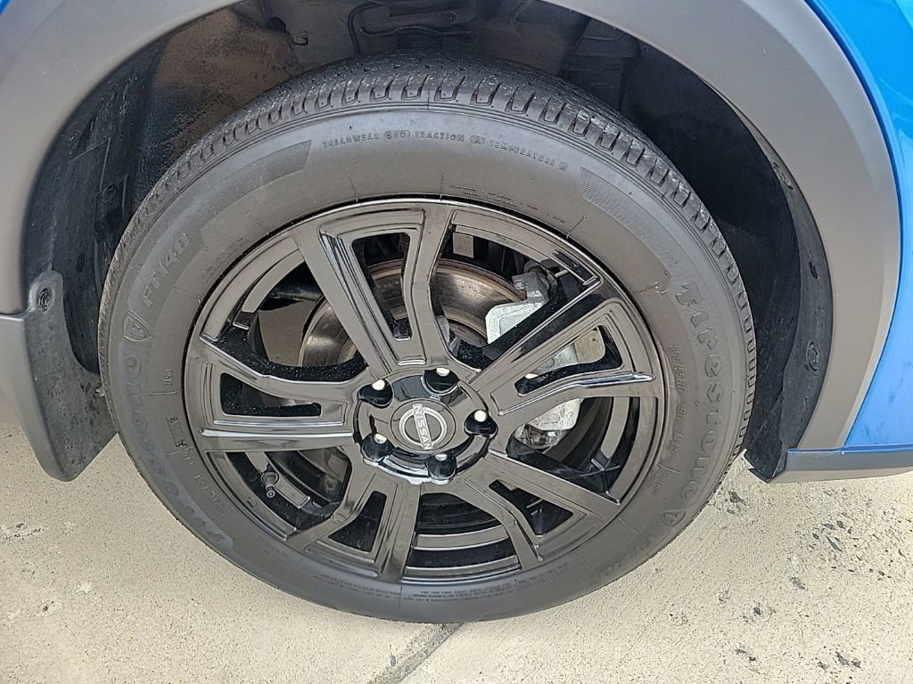 Certified 2024 Nissan Kicks SR image 9