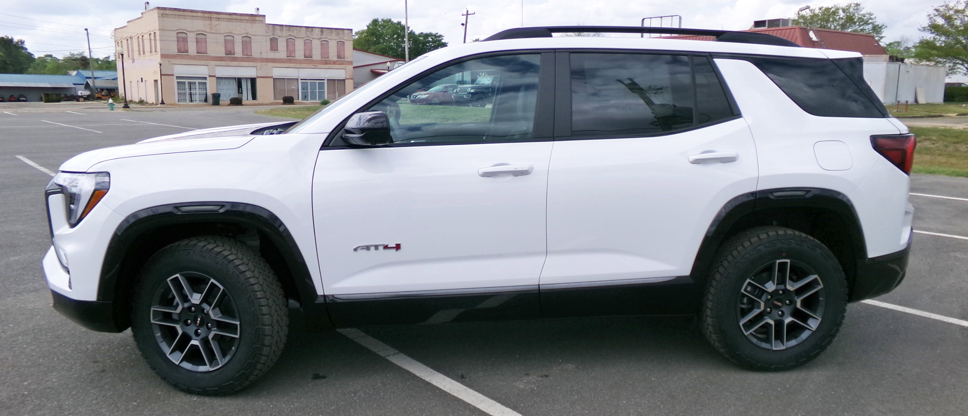 New 2026 GMC Terrain AT4 image 2