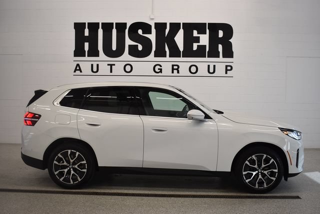 New 2026 BMW X3 xDrive30i w/ Premium Package AWD/4WD image 2