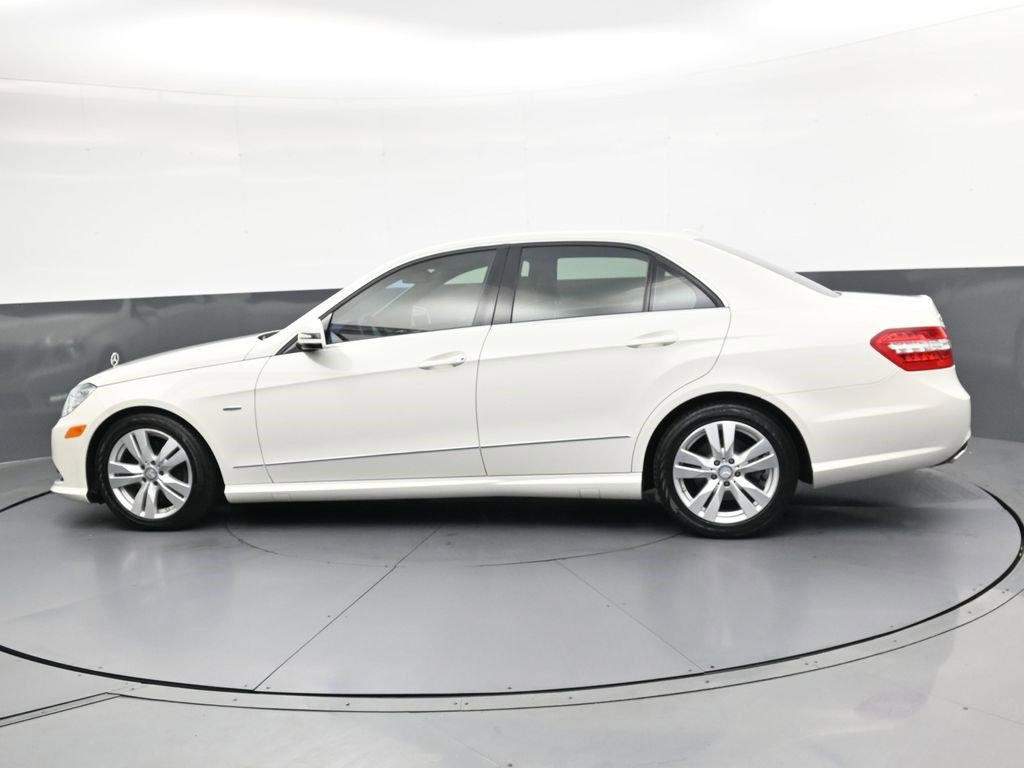 Used 2012 Mercedes-Benz E 350 BlueTEC Sedan image 6