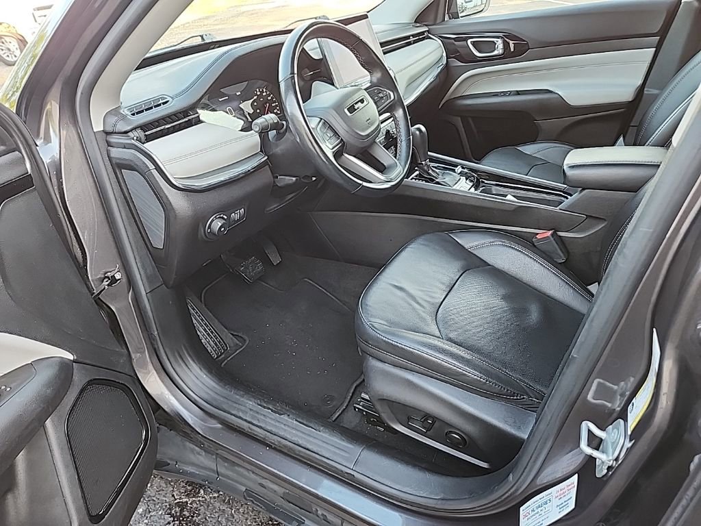 Used 2022 Jeep Compass Limited AWD/4WD image 26