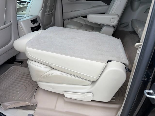 Used 2016 Cadillac Escalade ESV Premium AWD/4WD image 40