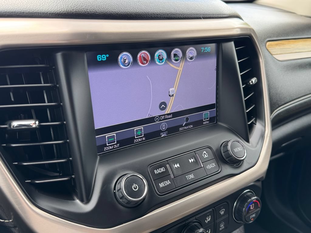 Used 2018 GMC Acadia Denali w/ Technology Package AWD/4WD image 23
