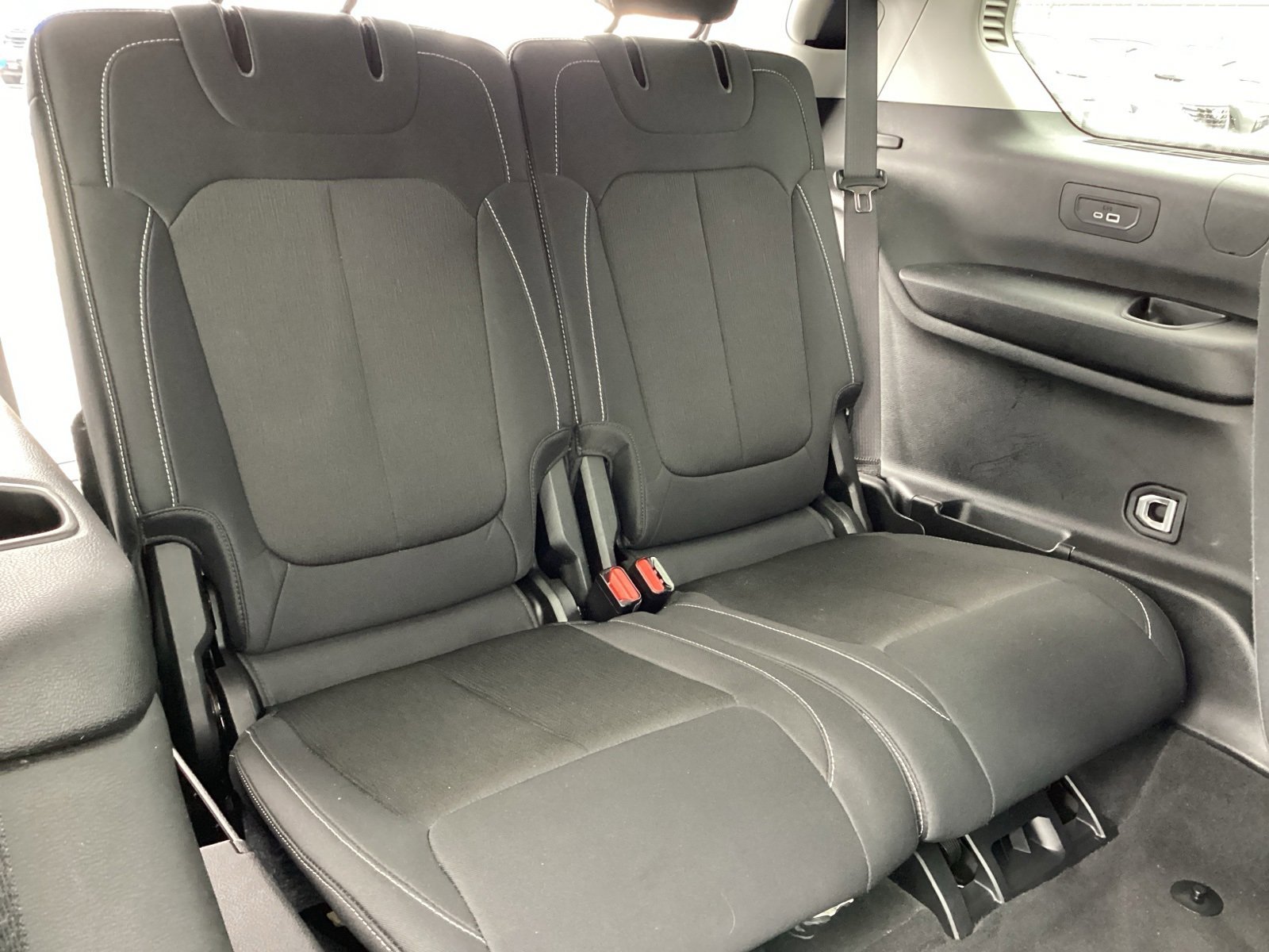 Used 2022 Jeep Grand Cherokee L Laredo w/ Luxury Tech Group I image 22